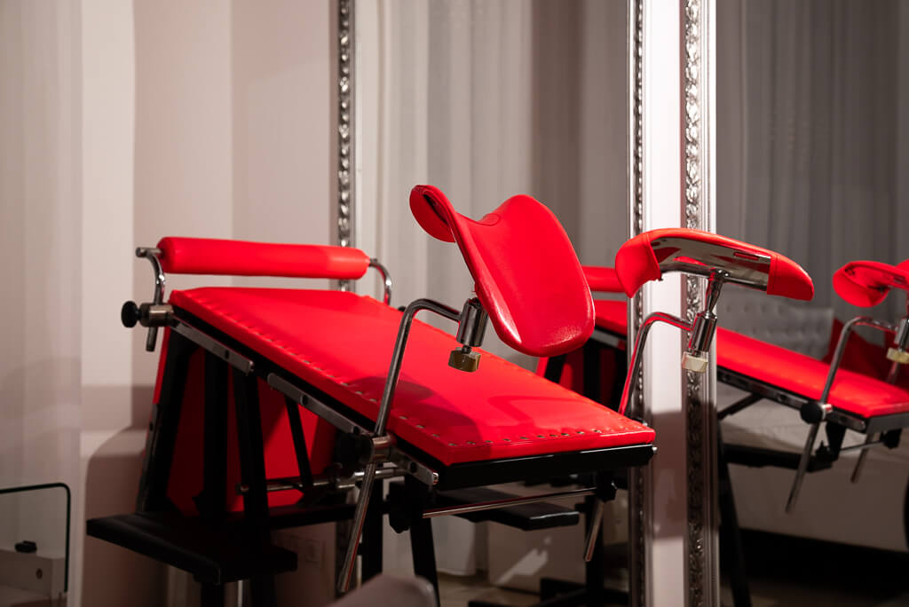 photo-roteszimmer03