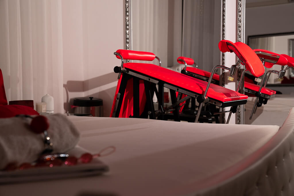 photo-roteszimmer04